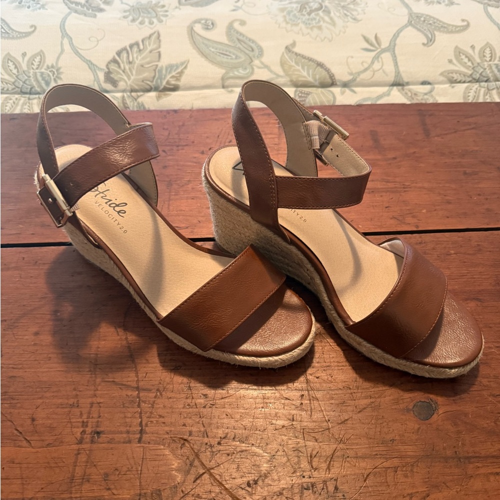 Life Stride Brown Leather Wedge Sandals